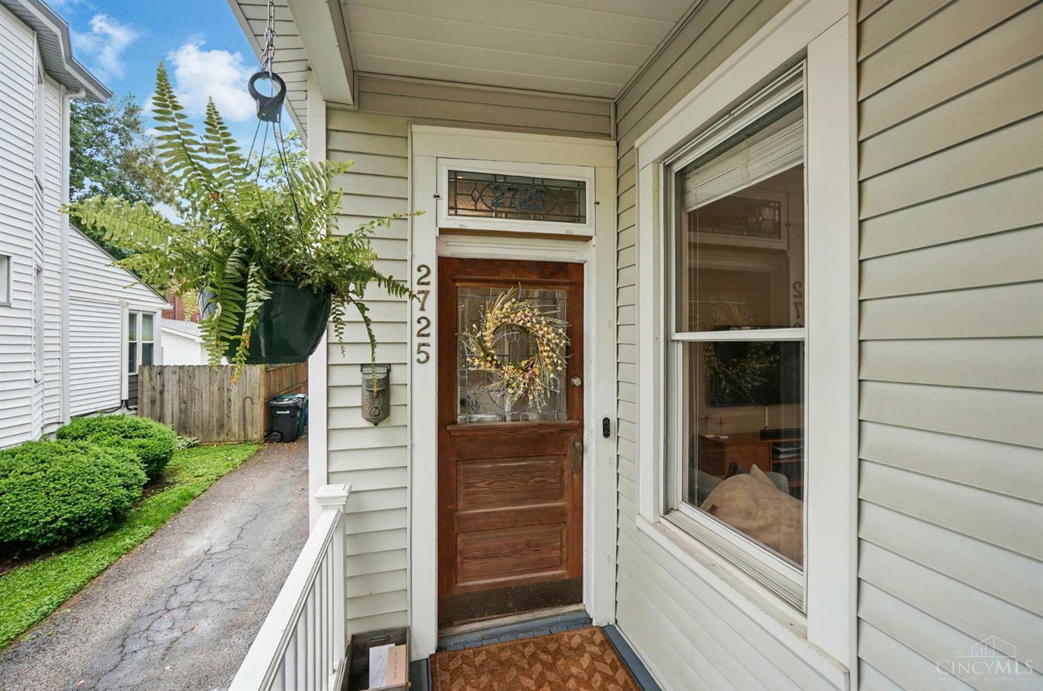 Property Photo: 2725 Atlantic Avenue OH 45209
