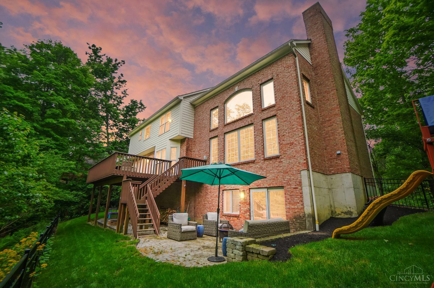 Property Photo: 8395 Wycliffe Drive OH 45244
