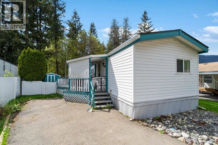 Property Photo:  6751 51 Street Northeast  BC V0E 1K0 