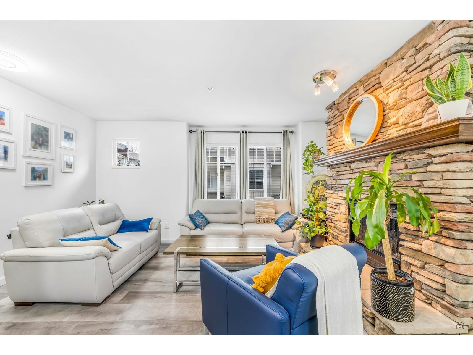 Property Photo: 12711 64 29 BC V3W 1X1