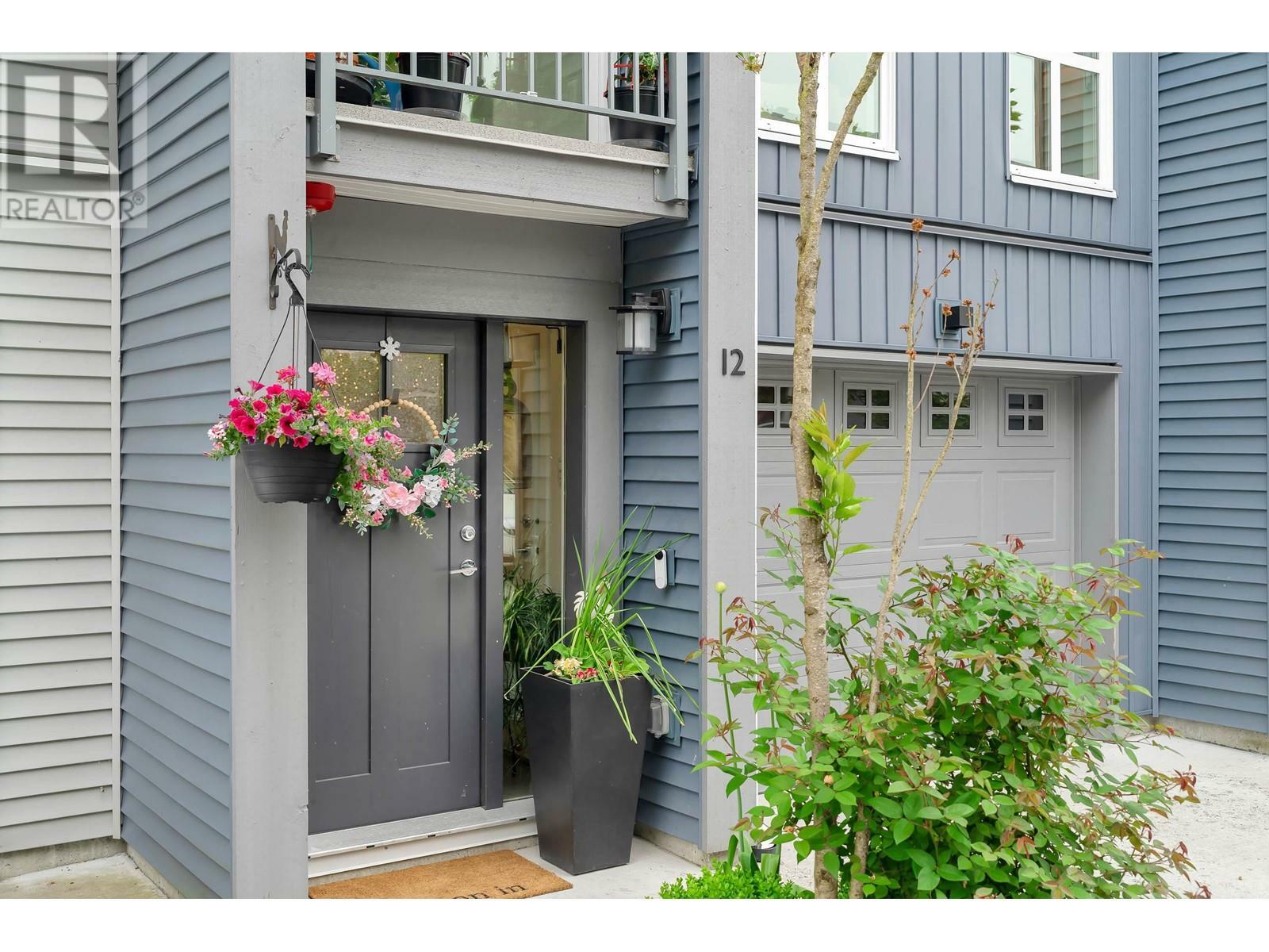 Property Photo: 24076 112 Avenue 12 BC V2W 0K2
