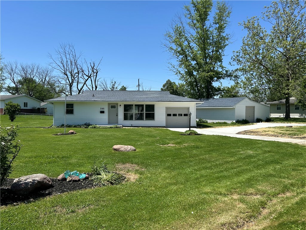 3185 Wheatland Road  Decatur IL 62521 photo