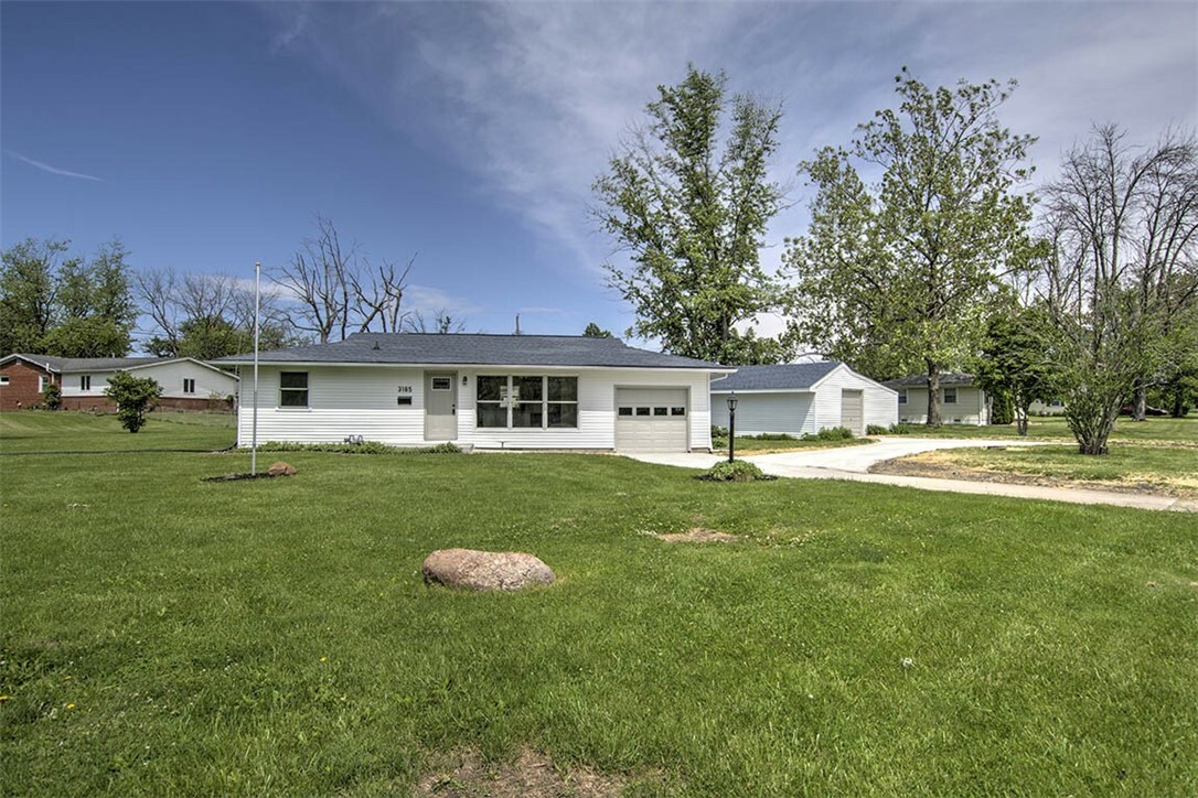3185 Wheatland Road  Decatur IL 62521 photo