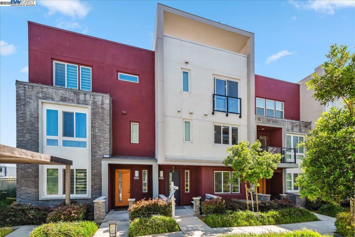 3933 Eminence St  Dublin CA 94568 photo