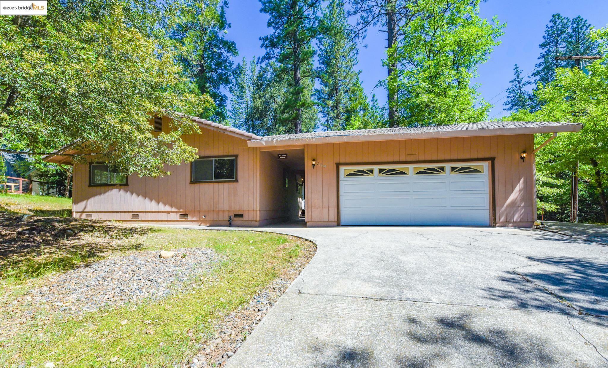 Property Photo: 21919 Fallview Dr CA 95370