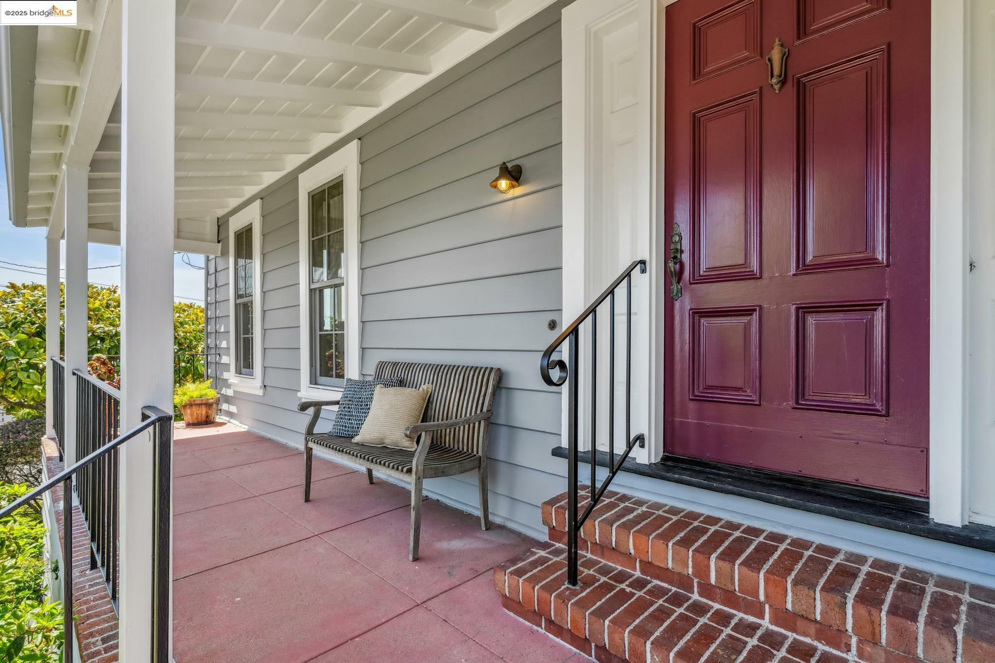 Property Photo: 267 Columbia Ave CA 94708