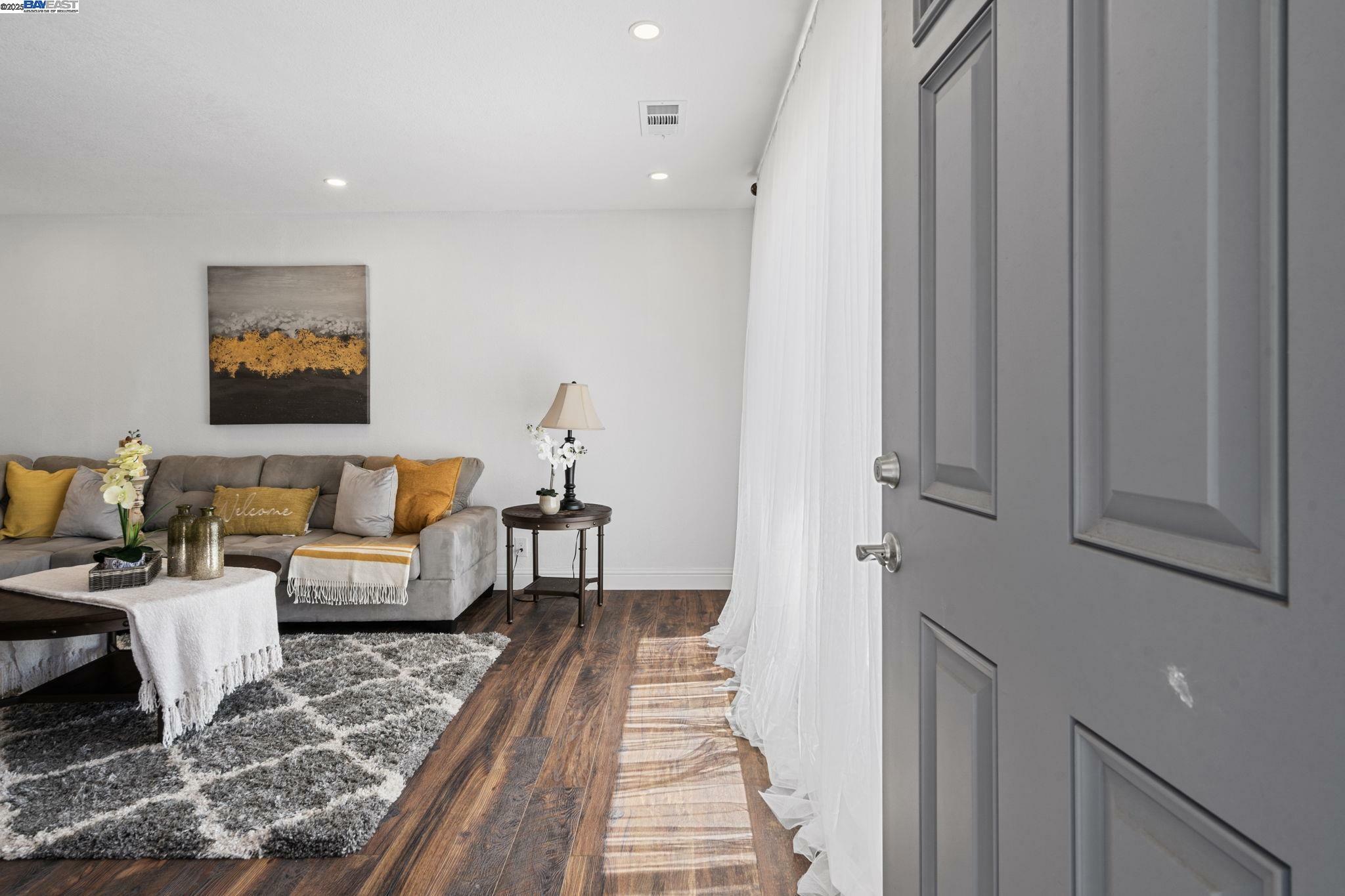 Property Photo: 4189 Ogden Dr CA 94538