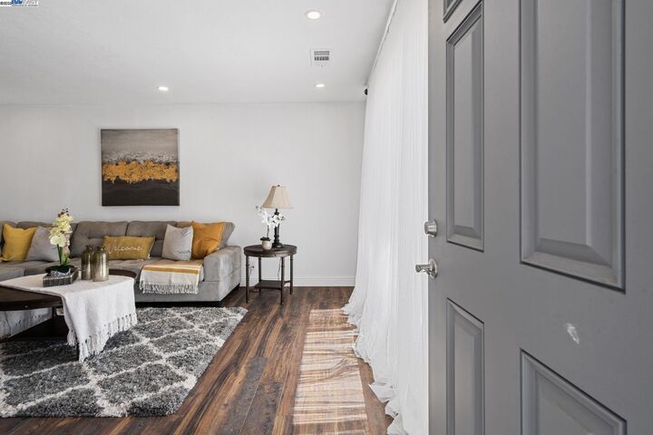 Property Photo:  4189 Ogden Dr  CA 94538 