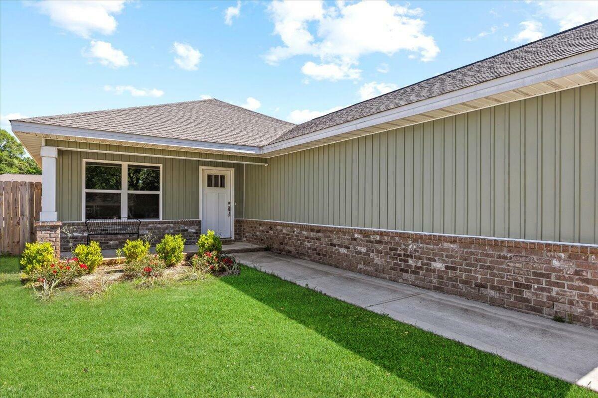 Property Photo: 3163 Haskell Langley Road FL 32539