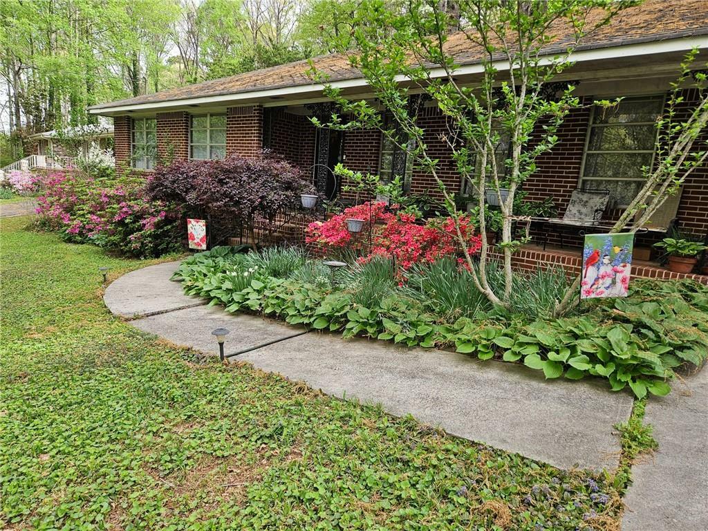 Property Photo: 2564 Wren Avenue NW GA 30096