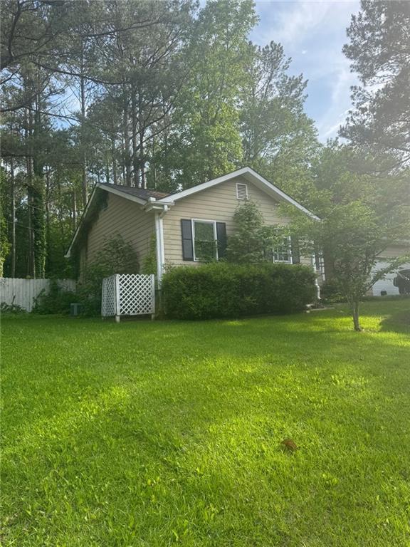 Property Photo:  411 Willow Court  GA 30094 