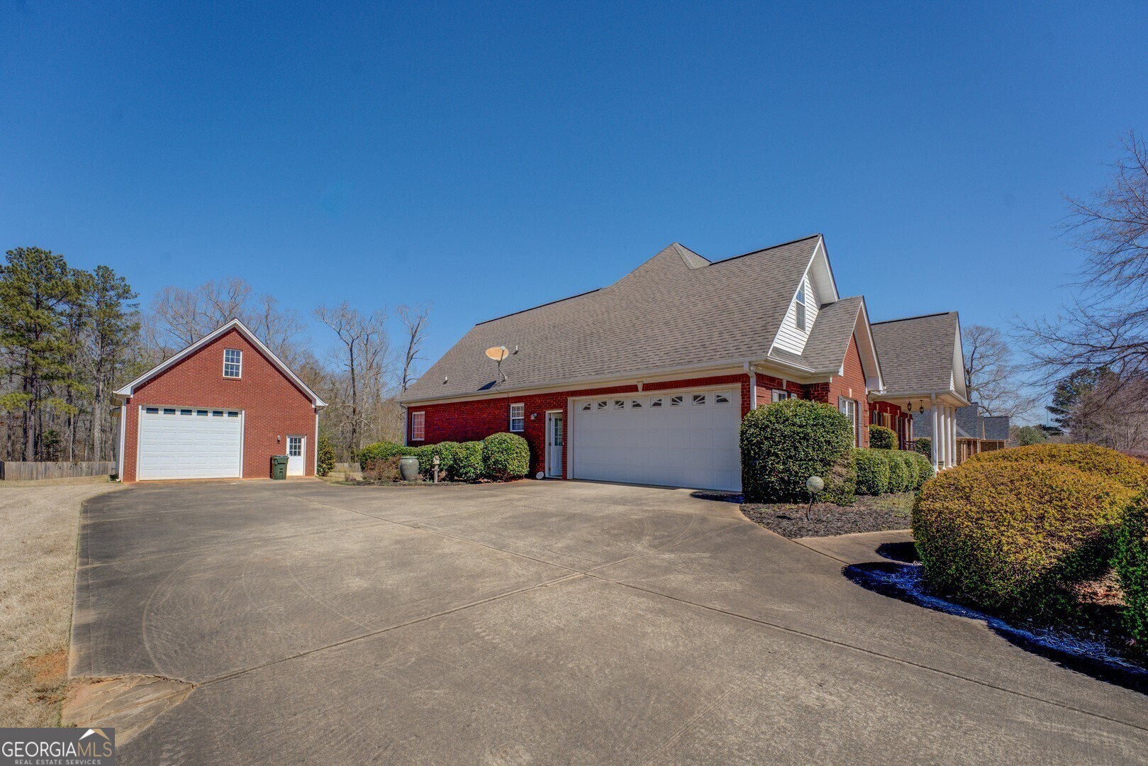 Property Photo: 212 Willow Ridge Lane GA 30233
