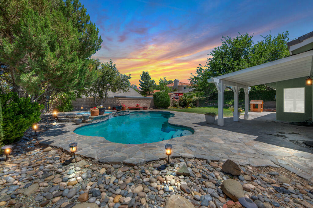 Property Photo: 41304 Maple Street CA 93551