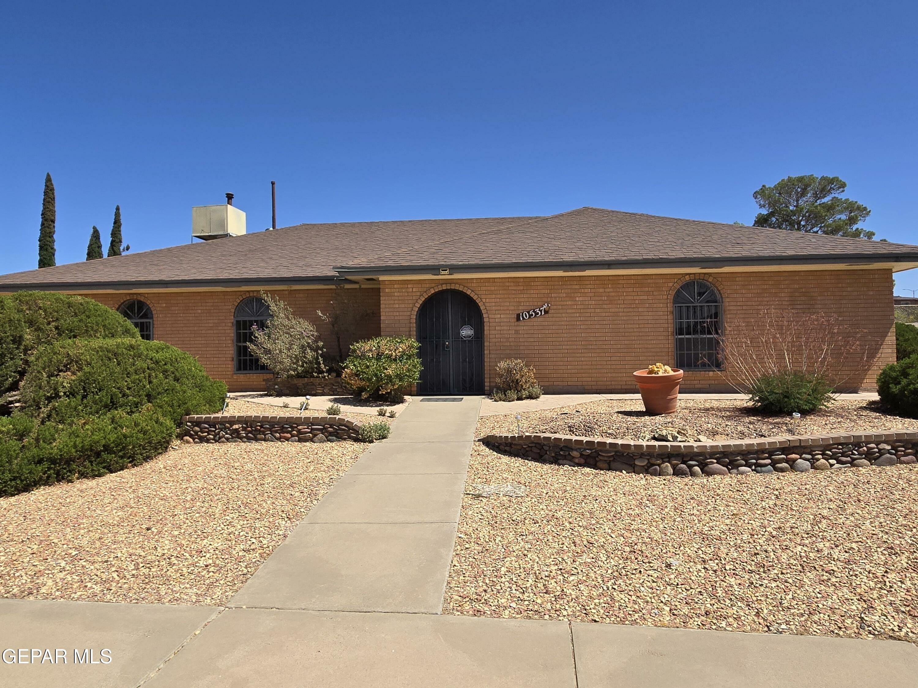 Property Photo: 10537 Ashridge Drive TX 79925