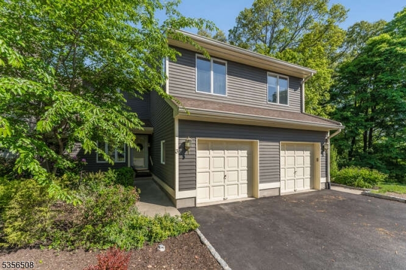 Property Photo: 3 Saint Andrews Ln NJ 08801