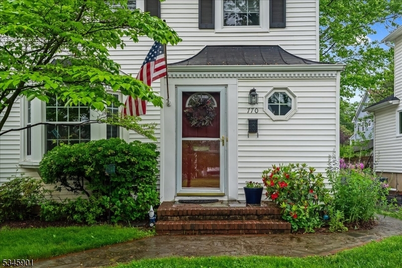 Property Photo: 770 Austin St NJ 07090