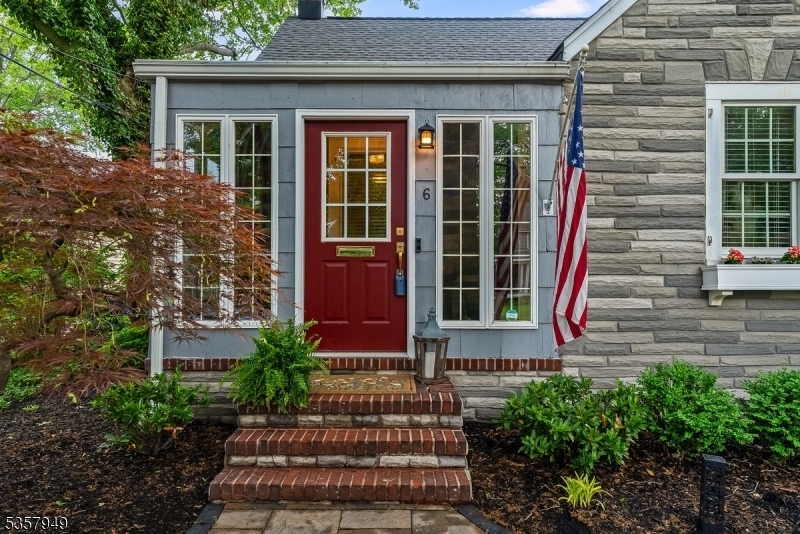 Property Photo: 6 Munsee Dr NJ 07016