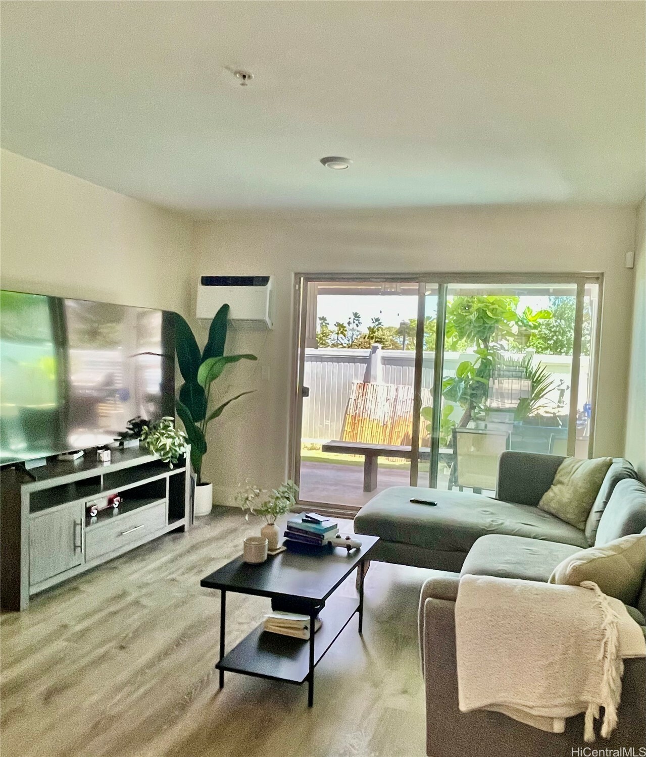 91-1227 Kamaaha Avenue 302  Kapolei HI 96707 photo