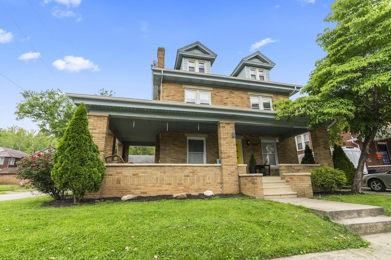 Property Photo: 1373 Neel Street WV 25701