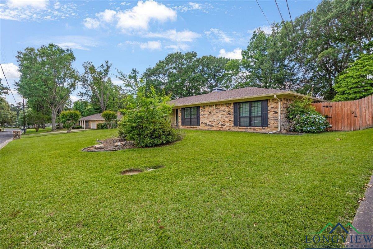 Property Photo: 1611 Springdale St. TX 75604