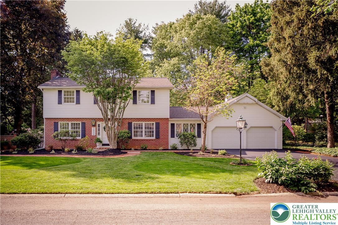 Property Photo: 2898 Edgemont Drive PA 18103