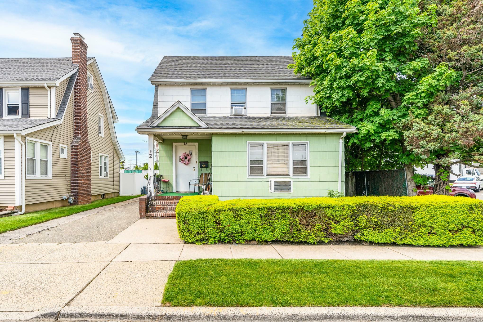 2 Lewis Street  Hicksville NY 11801 photo