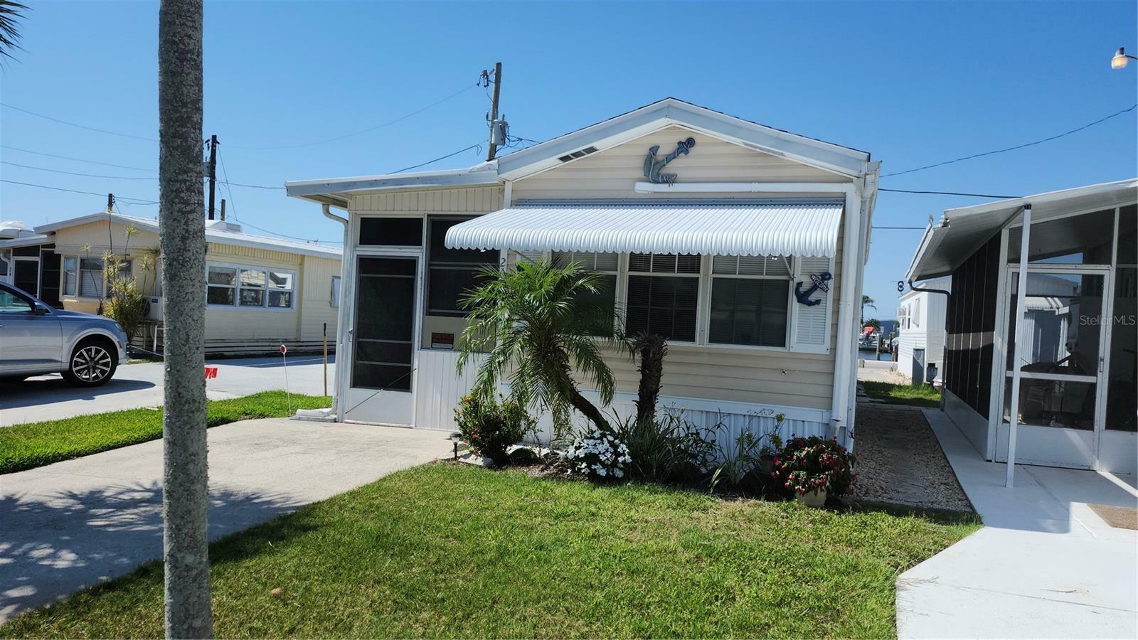 Property Photo: 26 Montego Drive FL 34221