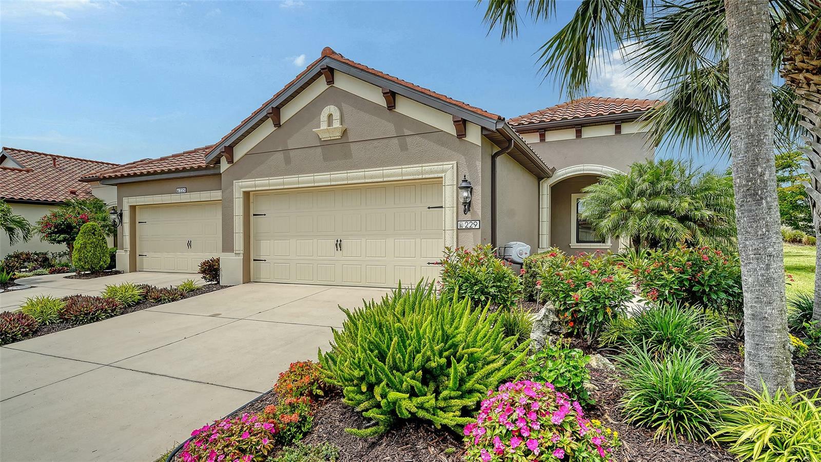 Property Photo: 229 Alento Court FL 34275