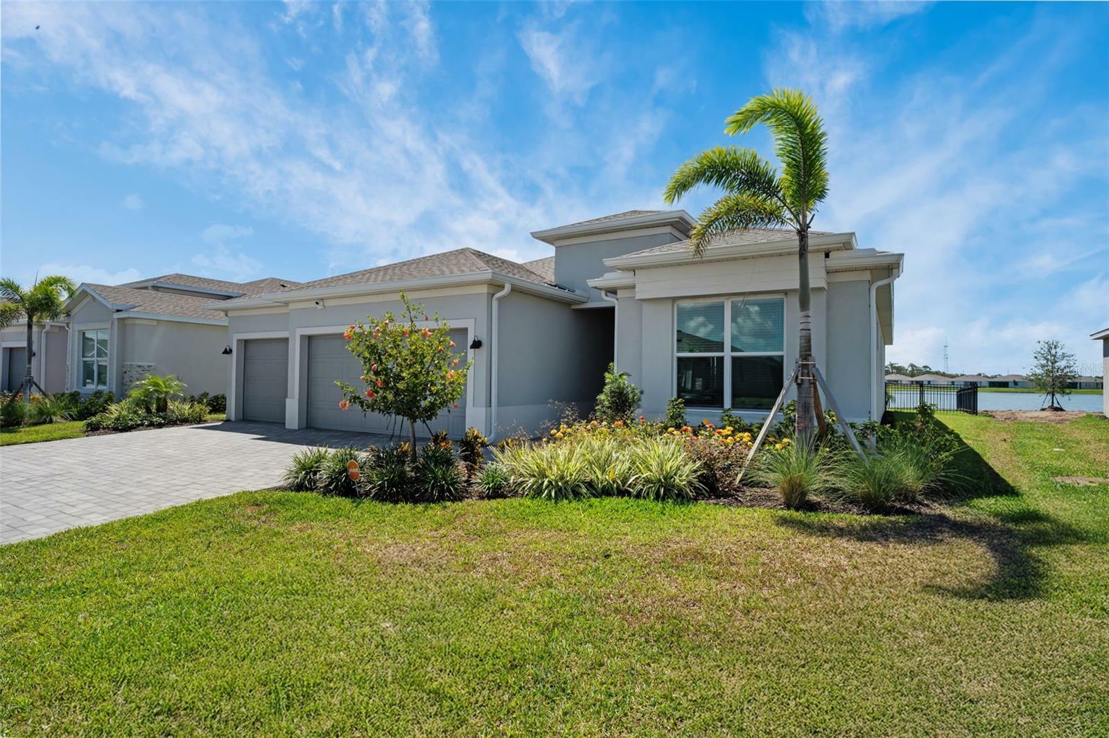 Property Photo: 8589 Saint Kitts Circle FL 34224