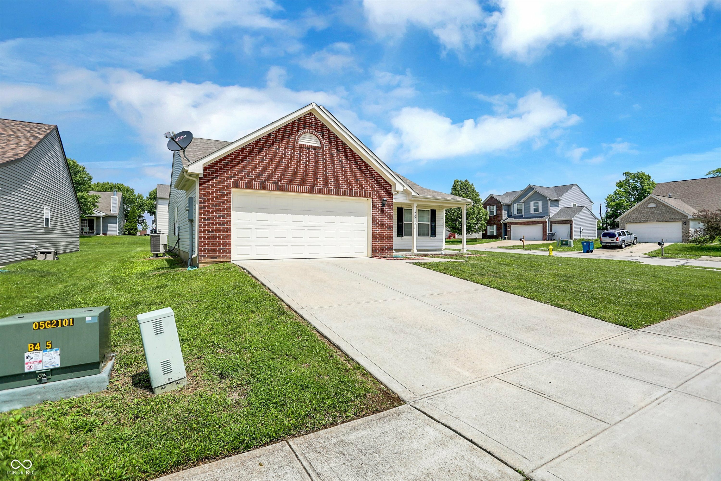 Property Photo: 3222 Enclave Lane IN 46143