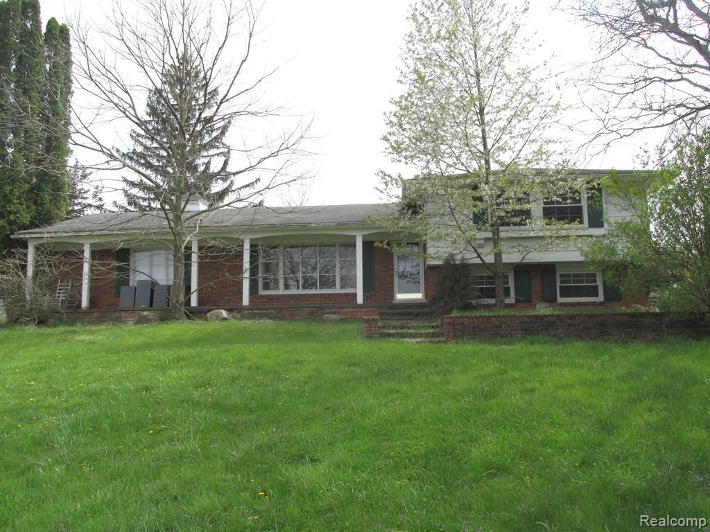 Property Photo:  1261 Brauer Road  MI 48371 1023 