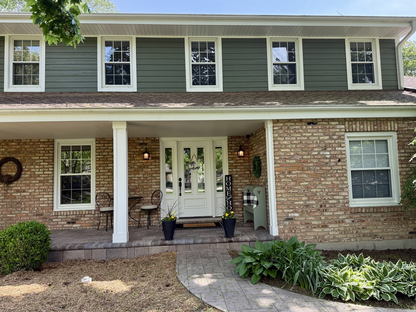 Property Photo: 25 Lagoon Drive IL 60047