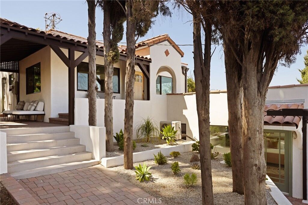 Property Photo: 479 Crane Boulevard CA 90065