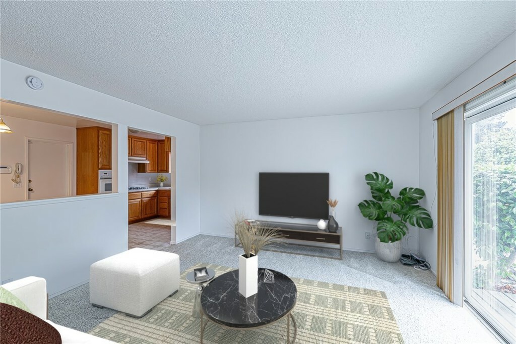 Property Photo: 1012 W Lime Avenue CA 93436