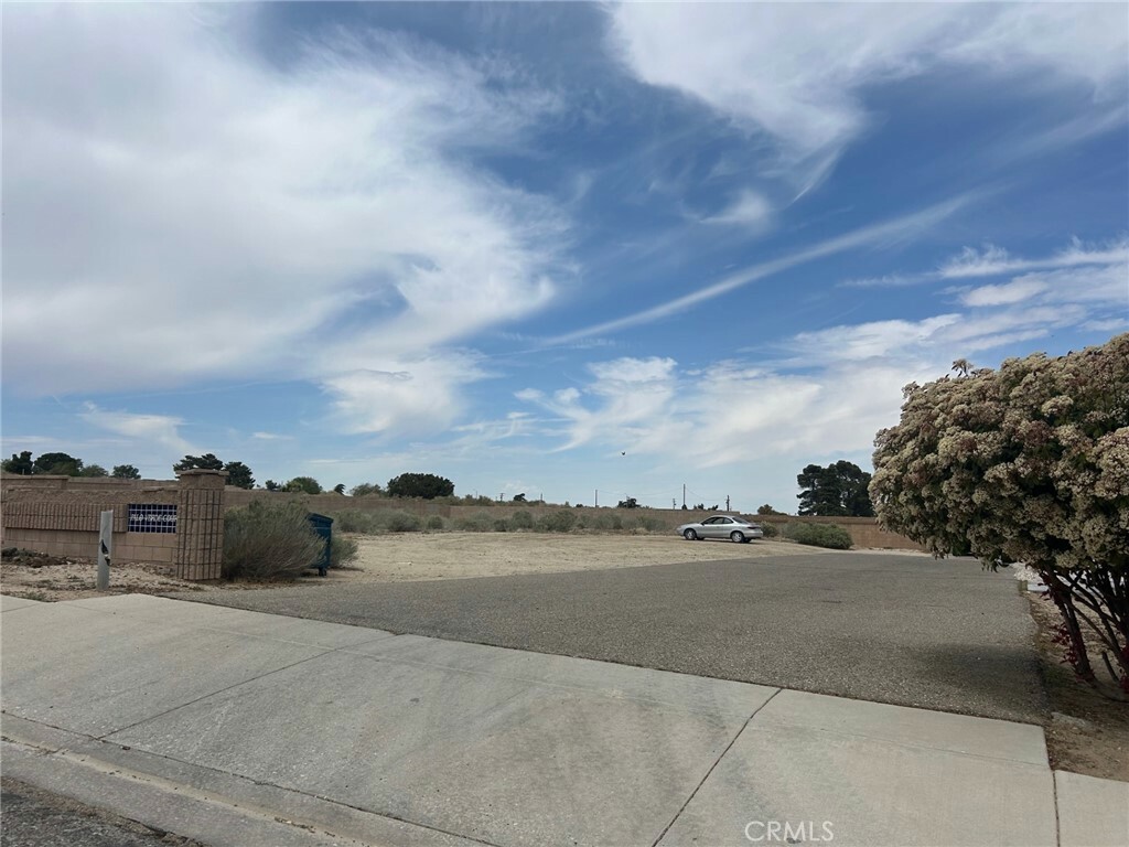 Property Photo: 9580 Conicera Court CA 92371