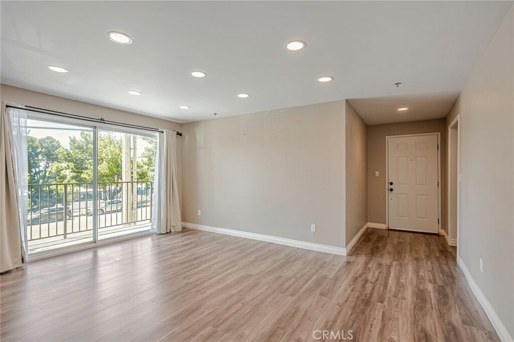 Property Photo: 10290 Tujunga Canyon Blvd 102 CA 91402