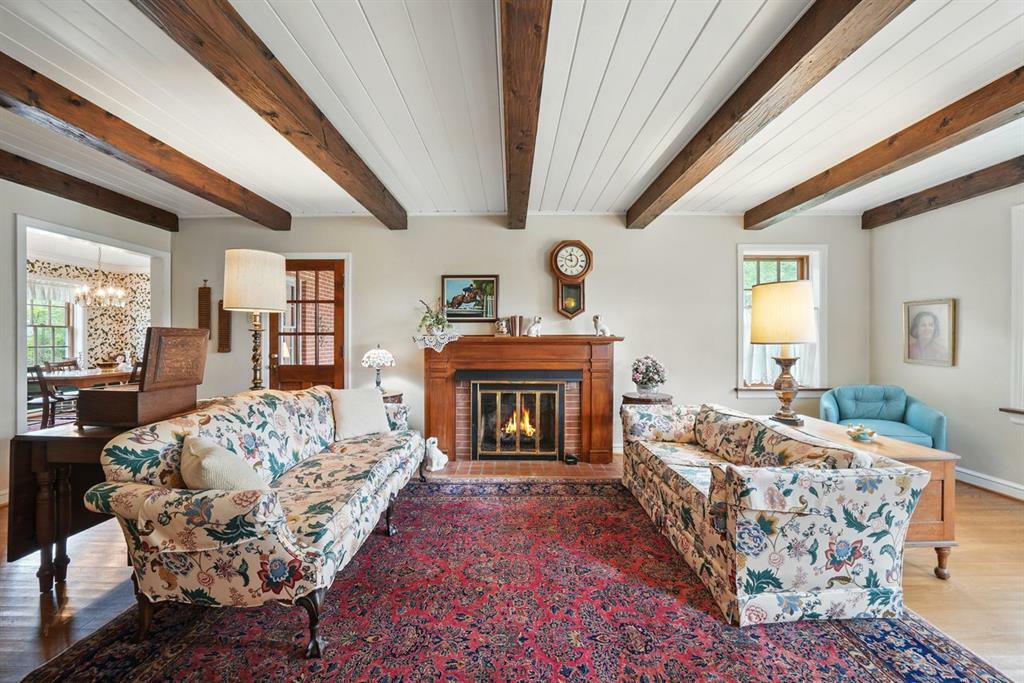 Property Photo:  7 Wild Rose Drive  MO 63124 