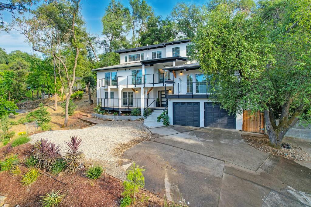 592 Torero Way  El Dorado Hills CA 95762 photo