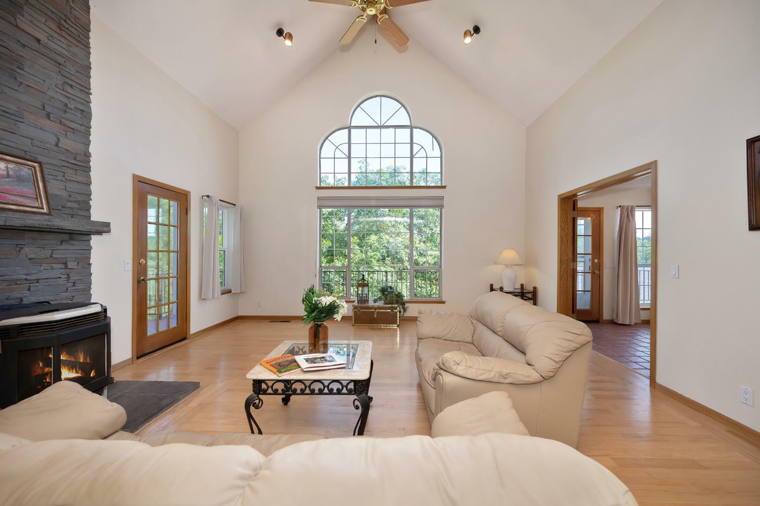 Property Photo: 2818 Silvercrest Street CA 95667