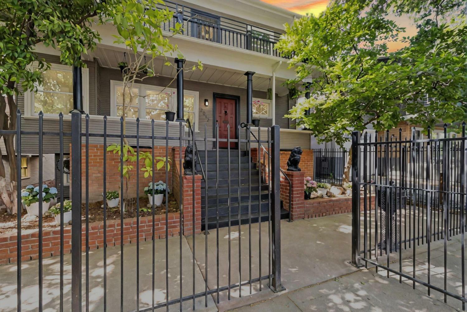 Property Photo:  2012 F Street  CA 95811 