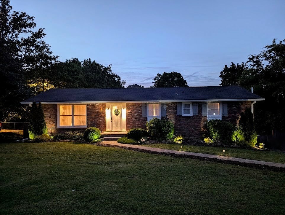 Property Photo: 113 La Vista Dr TN 37075