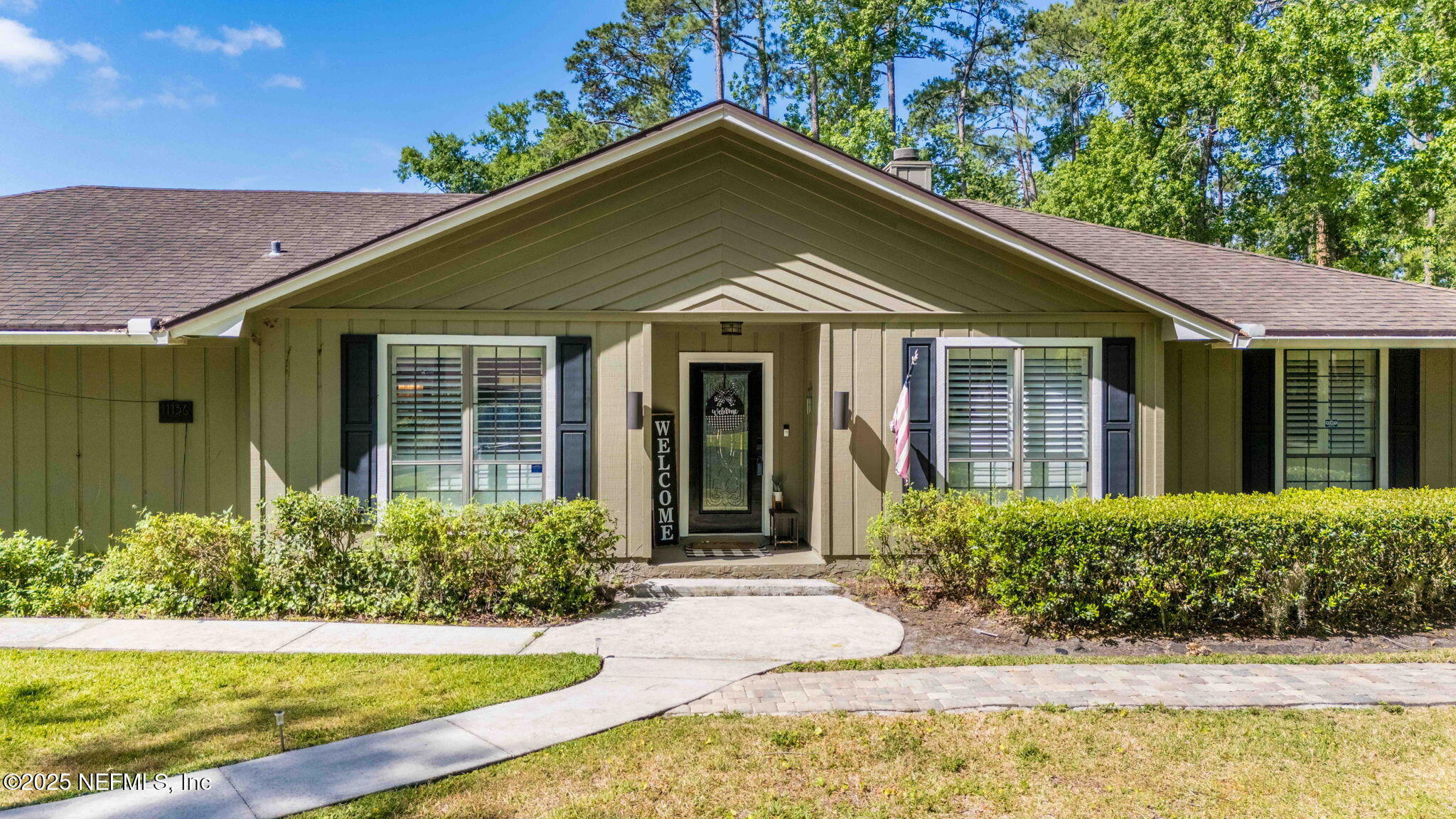 Property Photo: 11136 River Creek Drive W FL 32223