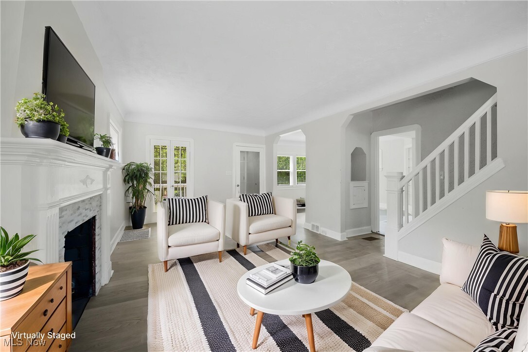 Property Photo: 1047 Hillstone Road OH 44121