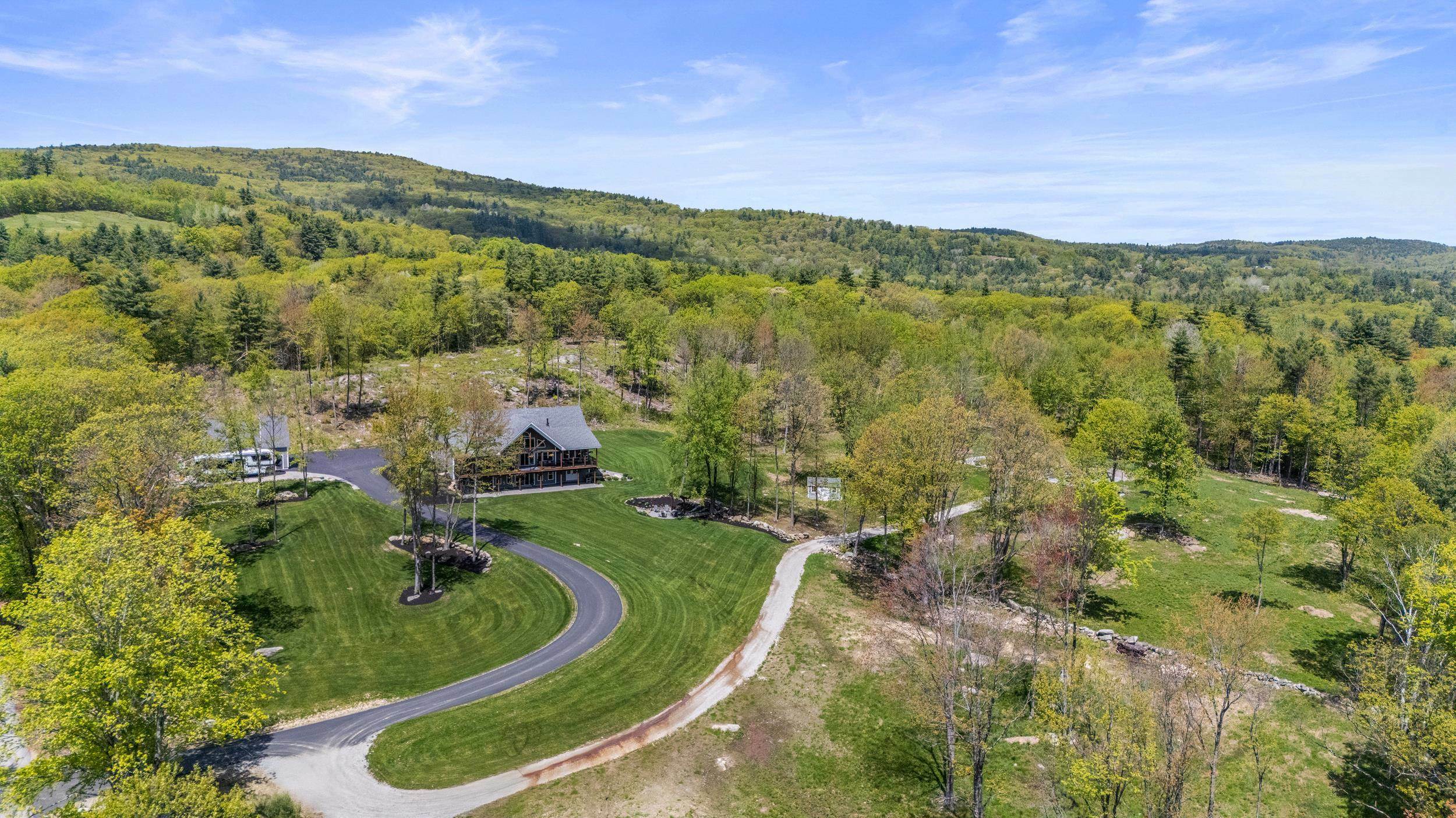 Property Photo: 72 Pinnacle Road NH 03082