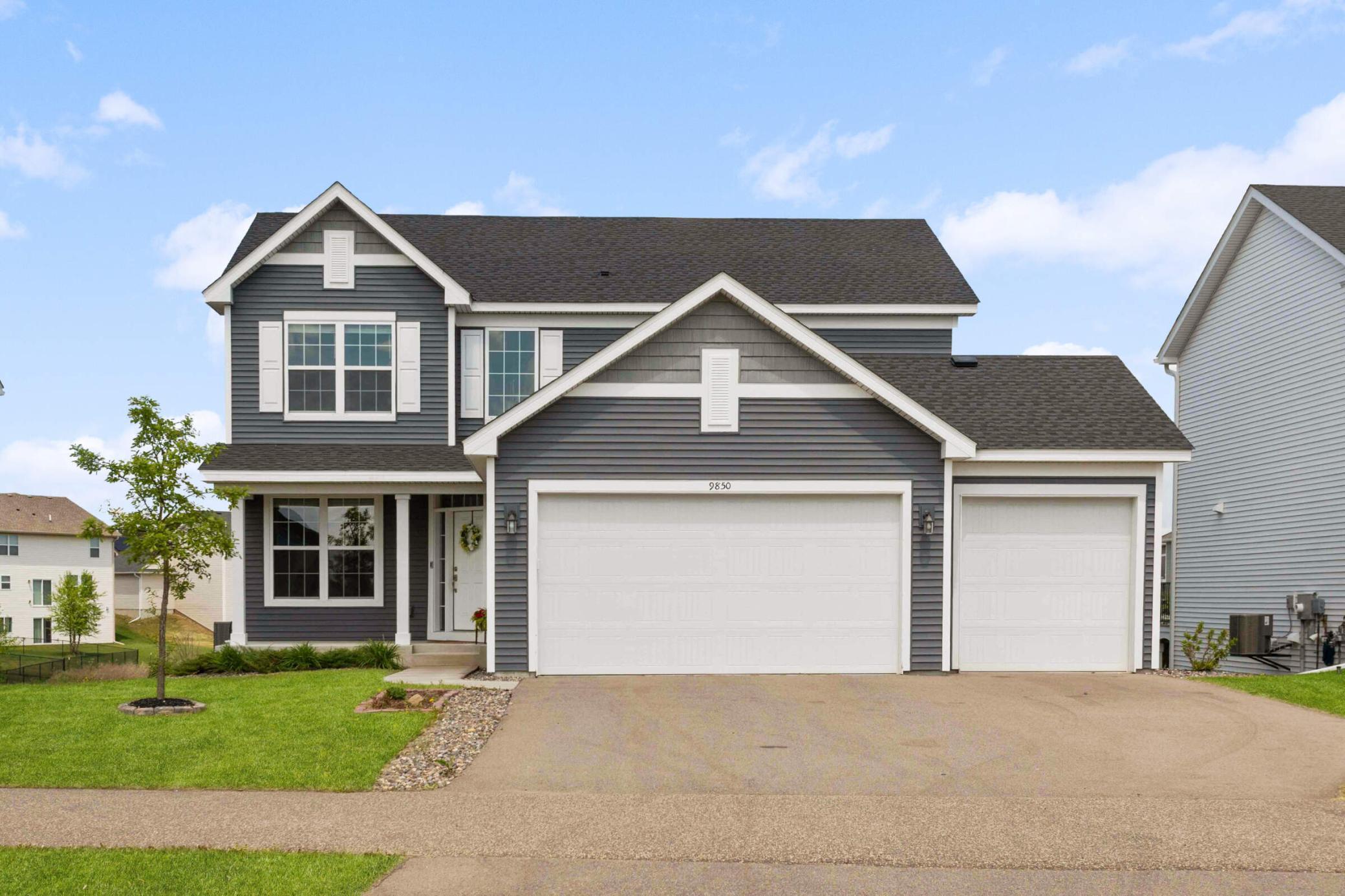 9850 Glacial Valley Road N  Woodbury MN 55042 photo