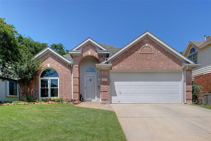 Property Photo:  1217 Tanner Drive  TX 75077