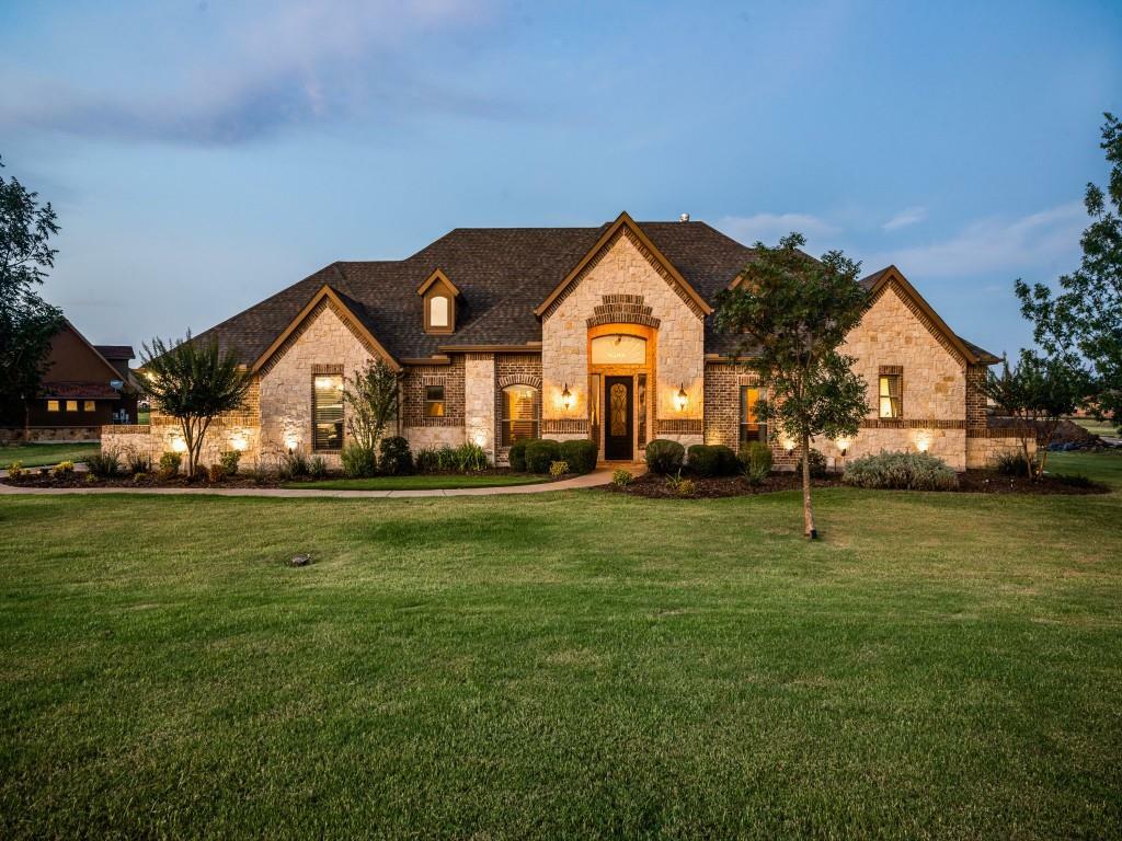 Property Photo: 1650 Winding Creek Lane TX 75032