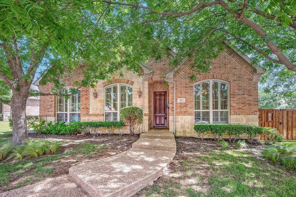 Property Photo: 433 Sir Torin Lane TX 75056