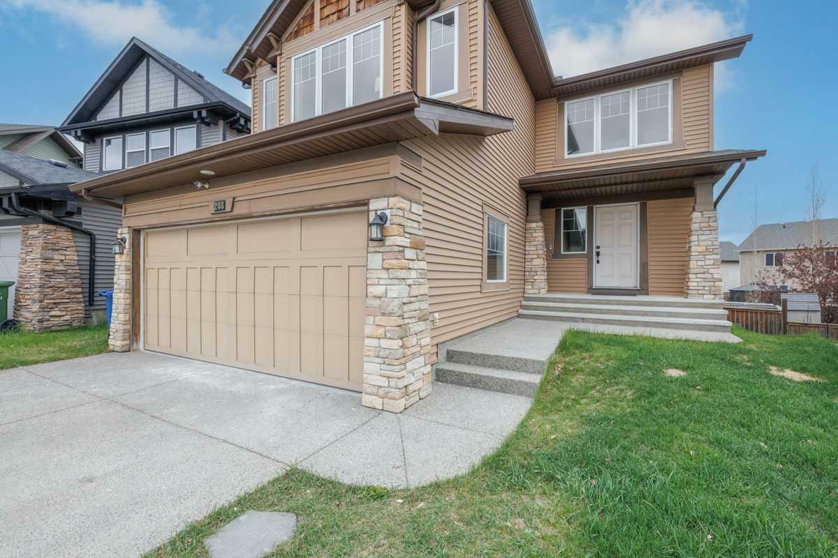 Property Photo: 208 Coopers Hill SW AB T4B 0B9