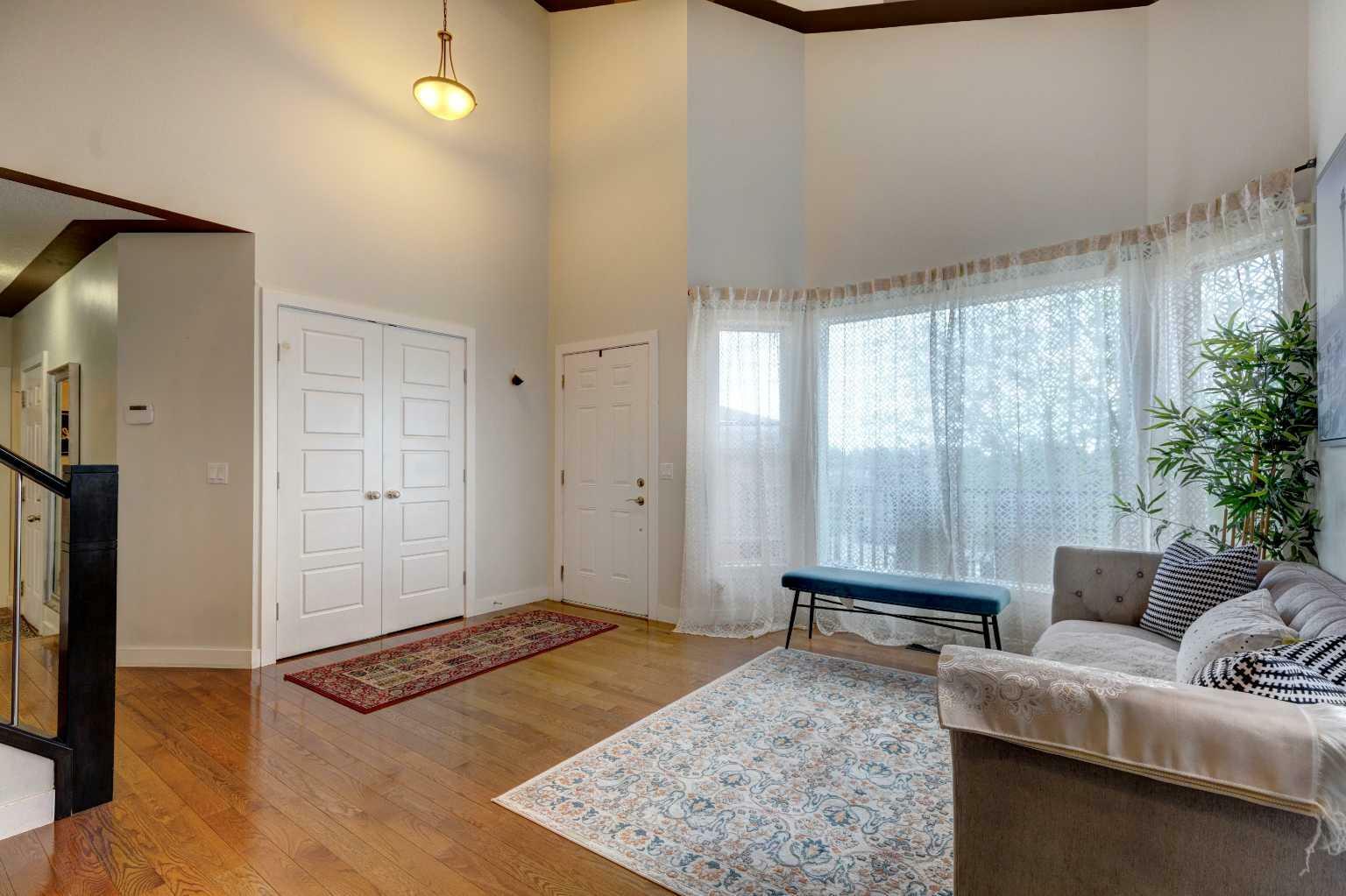 Property Photo: 85 Sidon Crescent SW AB T2H 2C5